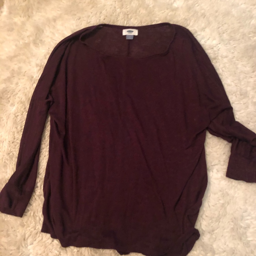 old navy tee